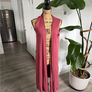 LuLaRoe S Pink Ribbed Open Front Vest
- Dusty Rose